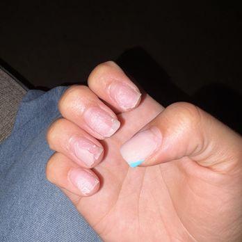 D Nails - No soaking was done only offered for after acrylic was popped off and when I left mid removal. - Nail Salons Near Me - Hacienda Heights, California