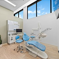 Lush Dental Heights