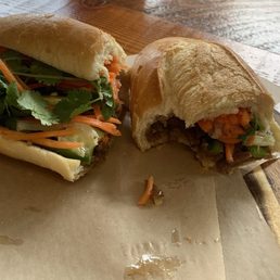 Grilled Pork Banh Mi sooooo delicious Grilled Pork Banh Mi sooooo delicious