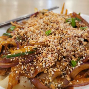 LAN Noodle - Dry noodles with lamb Thick flat noodles - Noodles Near Me - West Covina, California LAN Noodle - Dry noodles with lamb Thick flat noodles - Noodles Near Me - West Covina, California