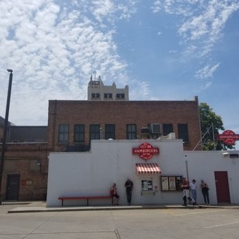 Cozy Inn - Building - Fast Food Near Me - Salina, Kansas