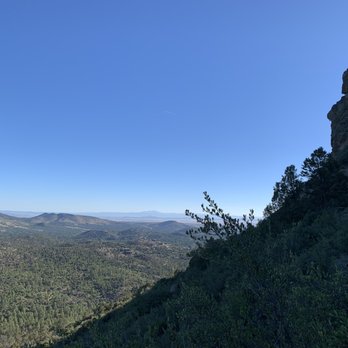 Thumb Butte Park - Front side of Thumb Butte - Hiking Near Me - Prescott, Arizona