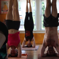 Ashtanga Yoga Charlottesville - Headstand