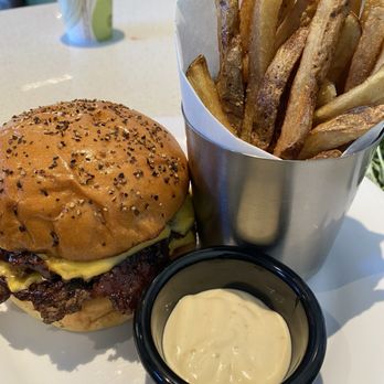Kitch Cafe - Smashburger and fries yum - Breakfast & Brunch Near Me - Fullerton, California Kitch Cafe - Smashburger and fries yum - Breakfast & Brunch Near Me - Fullerton, California