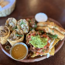 Rosa Madera - Los Favoritos from the starter section of the menu