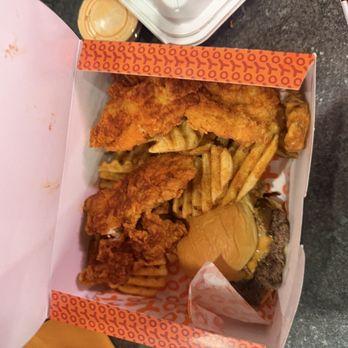 Yoyo Chicken - YoYo Smash & Tender Plate - Chicken Shop Near Me - Bellmore, New York Yoyo Chicken - YoYo Smash & Tender Plate - Chicken Shop Near Me - Bellmore, New York