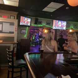 Uncle Tommy’s Tavern