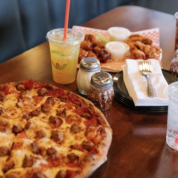 Barro's Pizza - Pizza Near Me - Glendale, Arizona