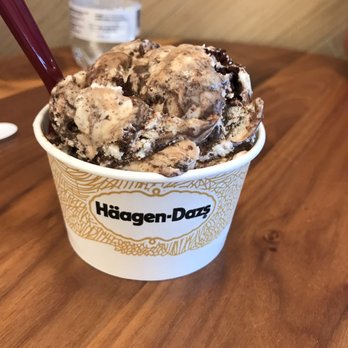 Häagen-Dazs - Regular scoop of Brownie a la mode - Ice Cream & Frozen Yogurt Near Me - Gretna, Louisiana Häagen-Dazs - Regular scoop of Brownie a la mode - Ice Cream & Frozen Yogurt Near Me - Gretna, Louisiana