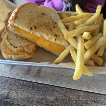 Local Provisions - Kids grilled cheese - Salad Near Me - Newberry, Florida Local Provisions - Kids grilled cheese - Salad Near Me - Newberry, Florida