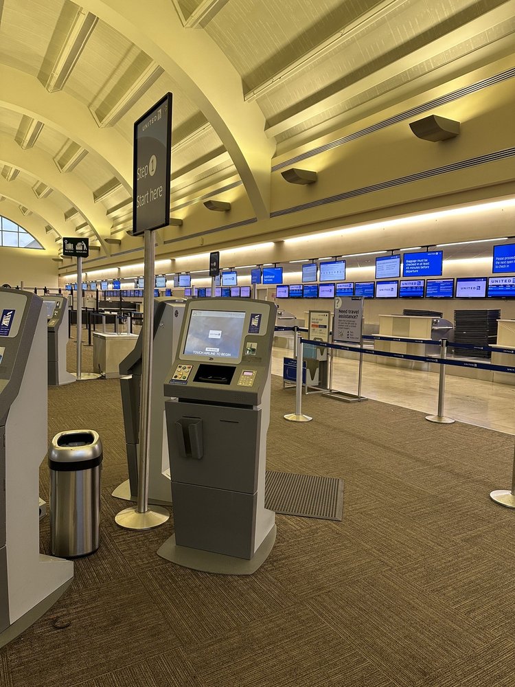 JOHN WAYNE AIRPORT TERMINAL A 136 Photos & 47 Reviews 18601
