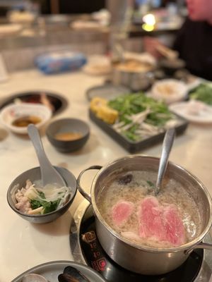 URBAN HOT POT Mosaic by null