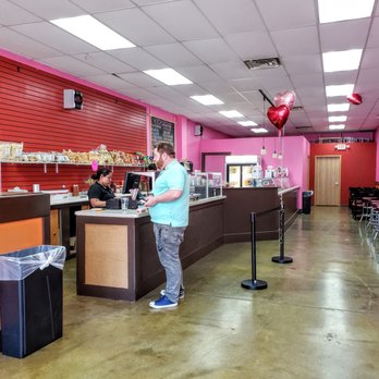 Wlchoacana - Interior of Wlchoacana - Desserts Near Me - Wisconsin Dells, Wisconsin Wlchoacana - Interior of Wlchoacana - Desserts Near Me - Wisconsin Dells, Wisconsin