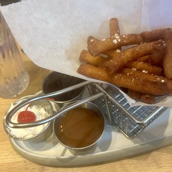 Dave & Buster's Fresno - Funnel Cake Fries - Sports Bars Near Me - Fresno, California Dave & Buster's Fresno - Funnel Cake Fries - Sports Bars Near Me - Fresno, California