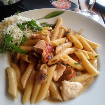 Feliz - Mediterranean Near Me - Berlin, BE