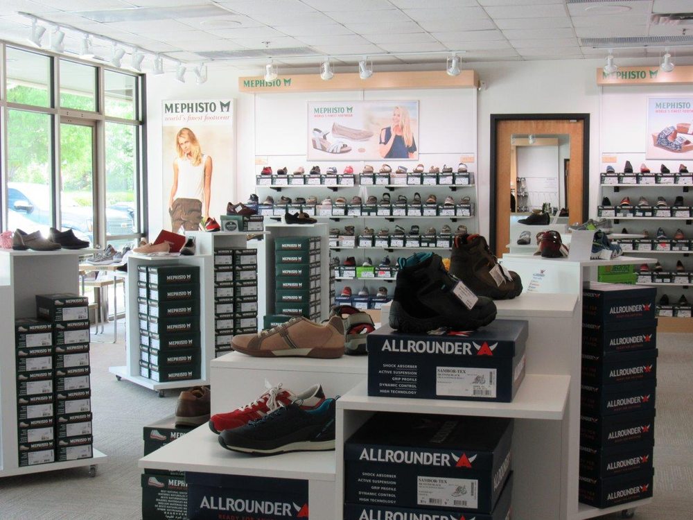 MEPHISTO OUTLET STORE Updated September 2024 305 Seaboard Ln