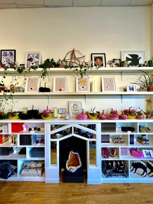 HausWitch Home + Healing by null