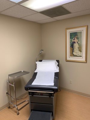 GOLDEN STATE DERMATOLOGY - Updated July 2025 - 22 Photos & 32 Reviews