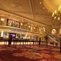 Aces Of Comedy - Terry Fator Theater