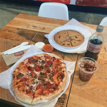 MOD Pizza - Pizza and cookies - Pizza Near Me - North Hollywood, California MOD Pizza - Pizza and cookies - Pizza Near Me - North Hollywood, California