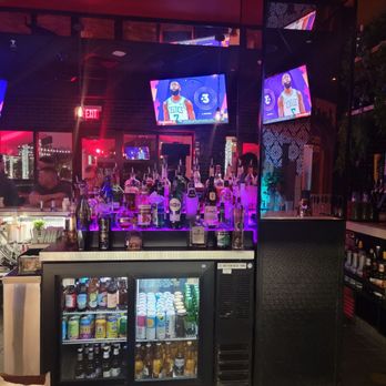 KINGS DINING & ENTERTAINMENT - DORAL - Updated July 2025 - 659 Photos ...