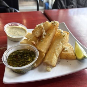 Que Bola Cuban Cafe - Yuca starter - Cuban Near Me - Des Plaines, Illinois Que Bola Cuban Cafe - Yuca starter - Cuban Near Me - Des Plaines, Illinois