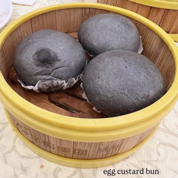 HL Peninsula - Egg custard bao - Dim Sum Near Me - Castro Valley, California