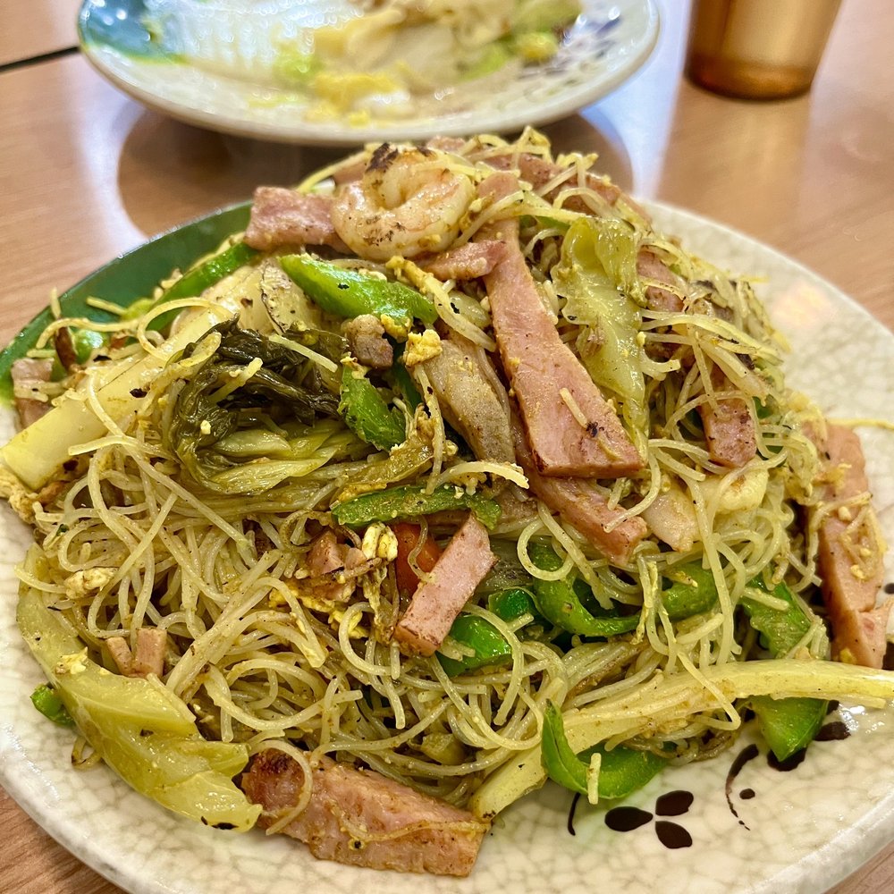 Sun Sai Gai Restaurant - Singapore Mai Fun - Chinese Near Me - New York, New York Sun Sai Gai Restaurant - Singapore Mai Fun - Chinese Near Me - New York, New York