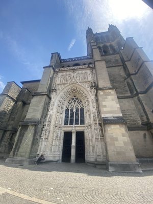 Lausanne Cathedral by null