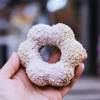 AlimamaTea - Matcha mochi donut IG: @thephotographerfoodie - Desserts Near Me - New York, New York AlimamaTea - Matcha mochi donut IG: @thephotographerfoodie - Desserts Near Me - New York, New York