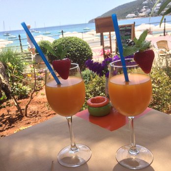 CAOS - Jus d'orange frais - Juice Bars & Smoothies Near Me - Santa Eulària des Riu, PM CAOS - Jus d'orange frais - Juice Bars & Smoothies Near Me - Santa Eulària des Riu, PM