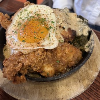 Miss Shirley's Cafe, Inner Harbor - Gravy Train Southern Skillet - Breakfast & Brunch Near Me - Baltimore, Maryland Miss Shirley's Cafe, Inner Harbor - Gravy Train Southern Skillet - Breakfast & Brunch Near Me - Baltimore, Maryland
