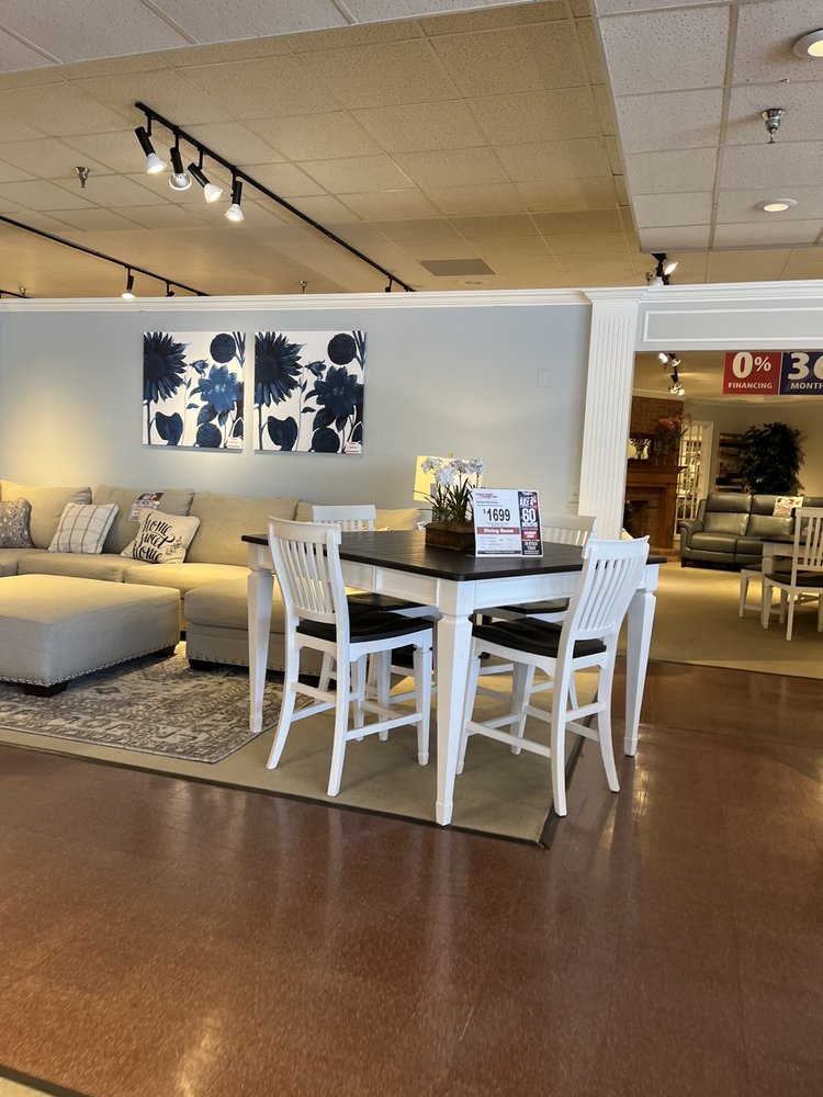 PRICE POINT FURNITURE - MURFREESBORO - Updated April 2026 - 14 Photos ...