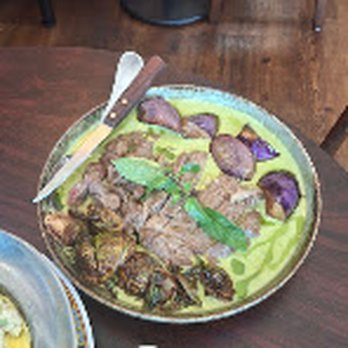 Praaw Thai - ribeye green curry - Thai Near Me - Berkeley, California Praaw Thai - ribeye green curry - Thai Near Me - Berkeley, California