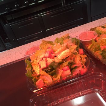Toomey's - Xlarge salad - New American Near Me - Mammoth Lakes, California