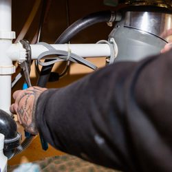 P&R Plumbing Services