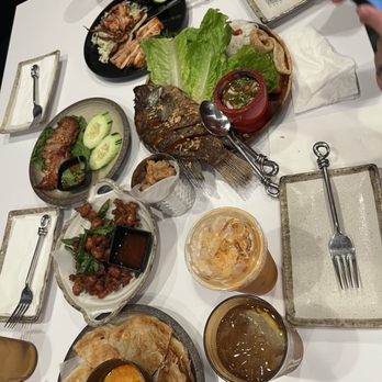 Nok’s Kitchen - Rotti curry, Thai tea, fried squid, cartilage - Laotian Near Me - Westminster, California