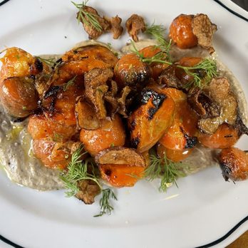 Fete - Special Appetizer -  carrots - New American Near Me - Honolulu, Hawaii