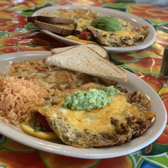 Maximo's Cantina - Omelette - Mexican Near Me - Elkhorn, Nebraska