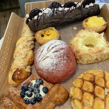 Brecotea - Pastry selection - Bubble Tea Near Me - Cary, North Carolina