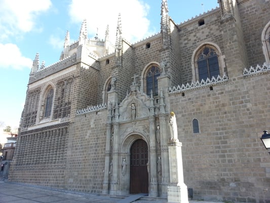 Monasterio de San Juan de los Reyes by null
