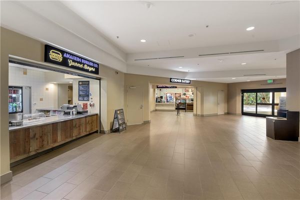 Hilton Anaheim by null