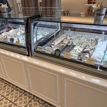 Bacio Di Latte - Gelato Near Me - Irvine, California