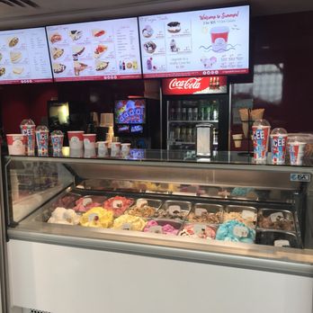 Crepe Delicious - Gelato or crepe, the hardest question - Desserts Near Me - Toronto, Ontario