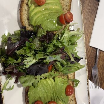 Madres Brunch - Breakfast & Brunch Near Me - Riverside, California