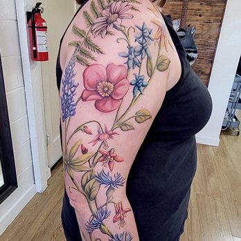 Evolve Tattoo & PMU - Color floral sleeve - Tattoo Near Me - Battle Ground, Washington