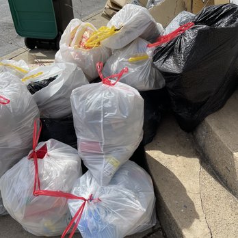 Lehigh Valley 4 Rent - garbage piled up for months - Property Management Near Me - Allentown, Pennsylvania Lehigh Valley 4 Rent - garbage piled up for months - Property Management Near Me - Allentown, Pennsylvania