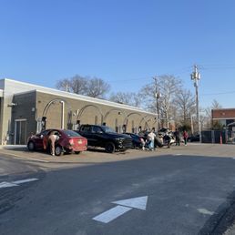 Exterior photo of Dirks Car Wash Shadyside Express - Pittsburgh, Pennsylvania Exterior photo of Dirks Car Wash Shadyside Express - Pittsburgh, Pennsylvania