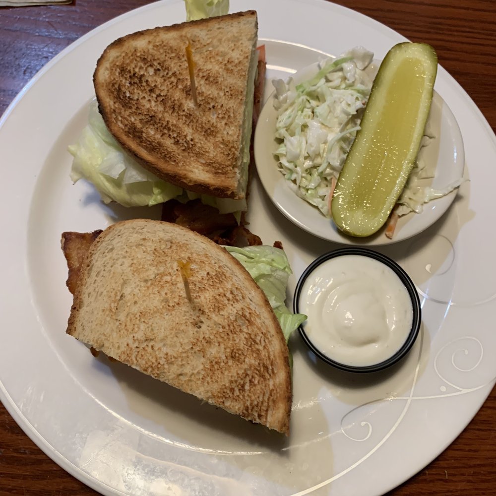 STATE LINE FAMILY RESTAURANT 56 Photos & 98 Reviews 96 NY303