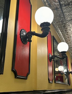 Remo's by null